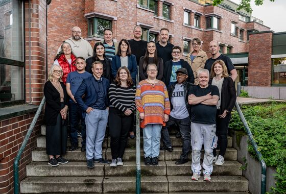 Teamfoto vom Haus Heege mit 19 Personen